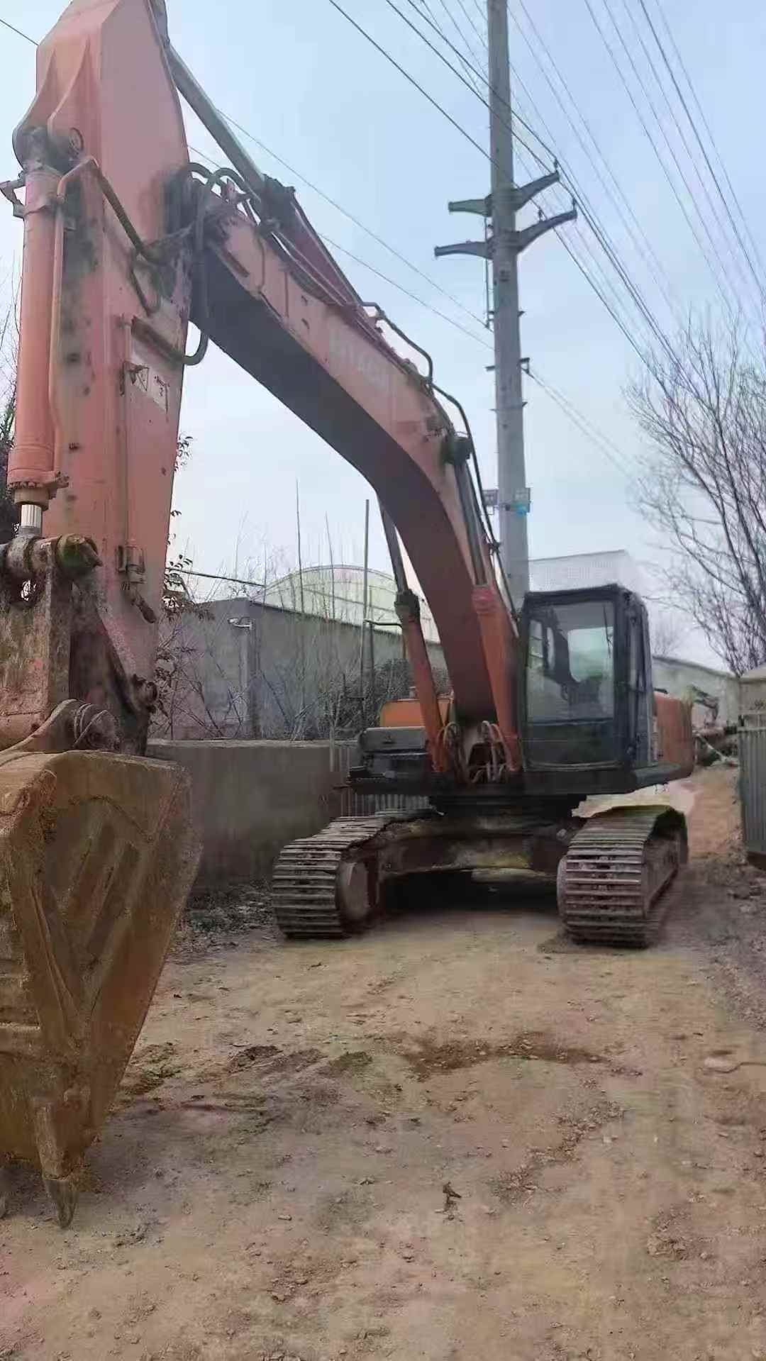 Used Hitachi ZX330-3G Excavator 2010 Model / 3