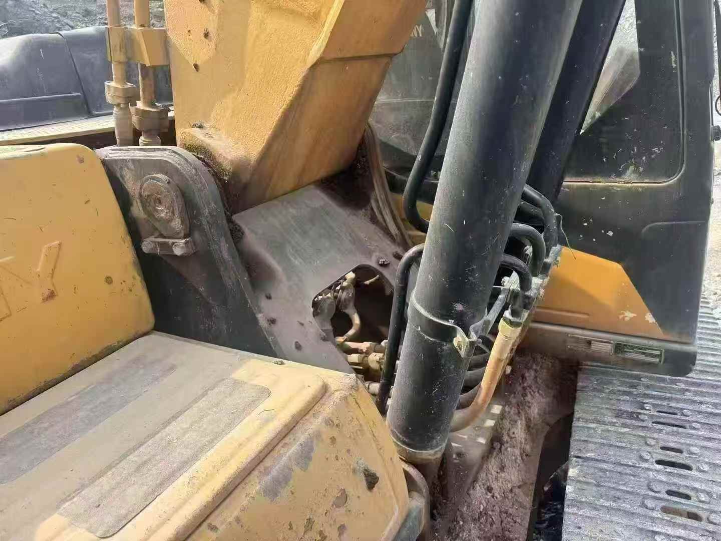 Used Sany SY215C Excavator 2017 Model / 5