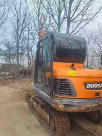 Buy Doosan DH60 Used Excavator / 2 Used Doosan DH60 Excavator 2020 Model / 2