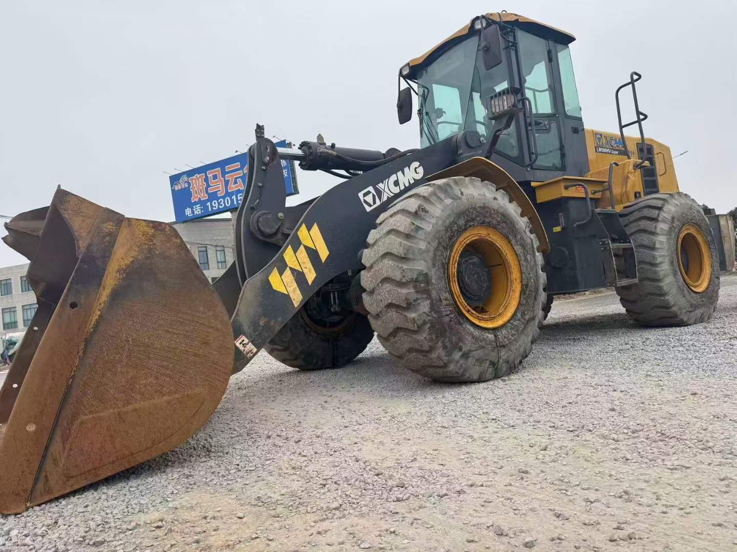 Used XCMG LW500HV Loader 2022 Model / 2