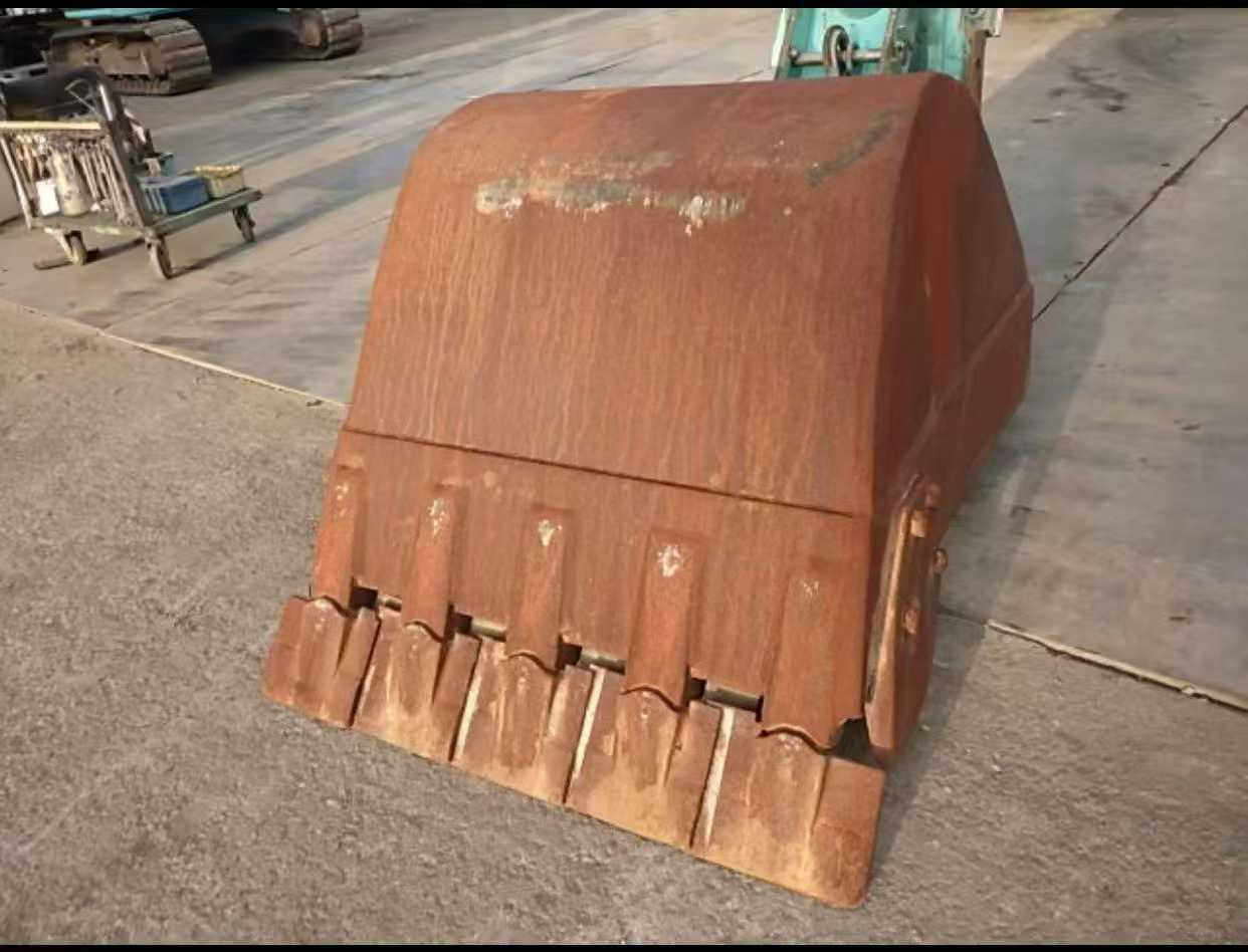 Used Kobelco SK200 Excavator 2017 Model / 8