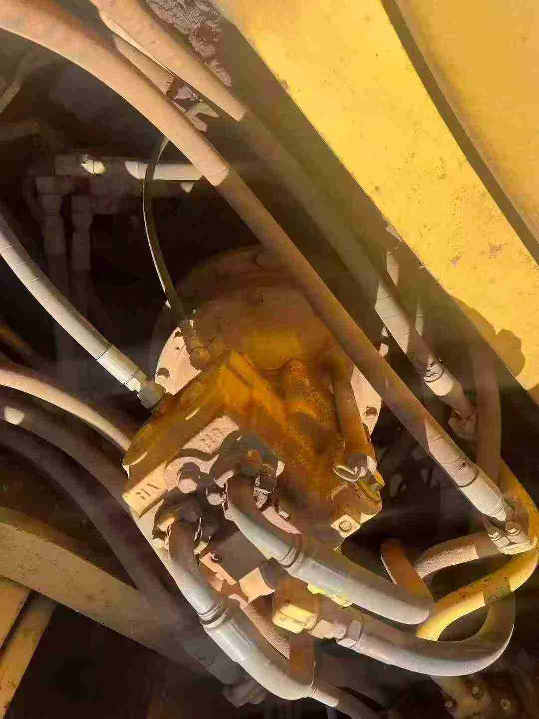 Used Komatsu PC360-7 Excavator 2014 Model / 4