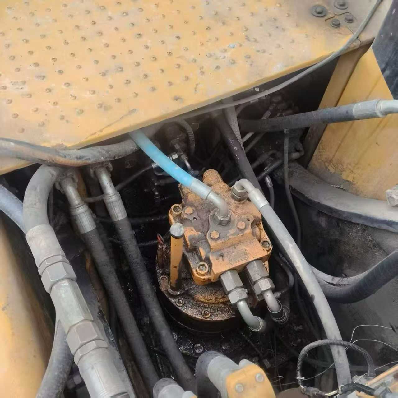 Used Sany SY215C Excavator 2018 Model / 8