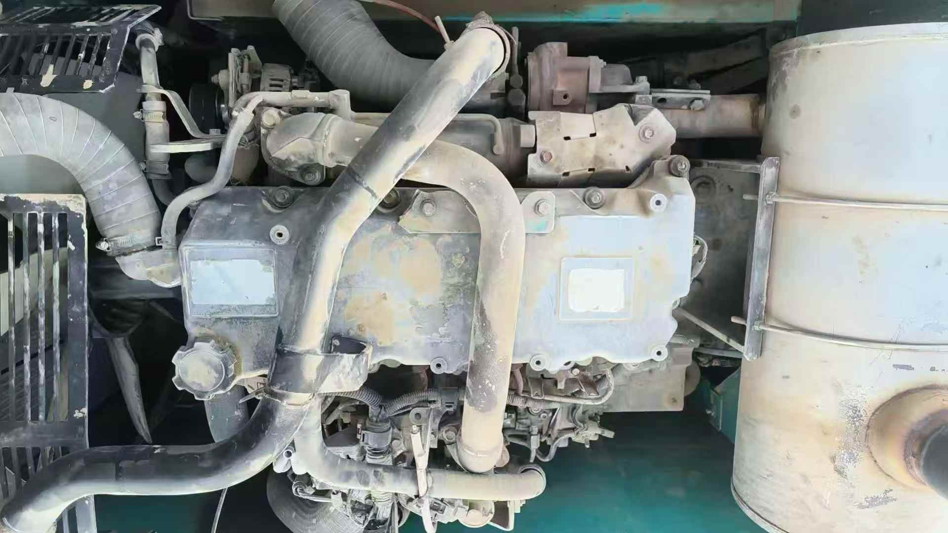 Used Kobelco SK210-6 Excavator 2013 Model / 4