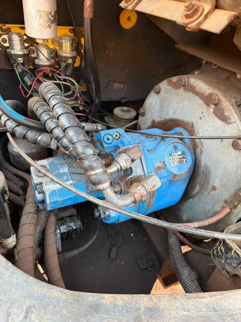 Used Hyundai HX60 Excavator 2013 Model / 4