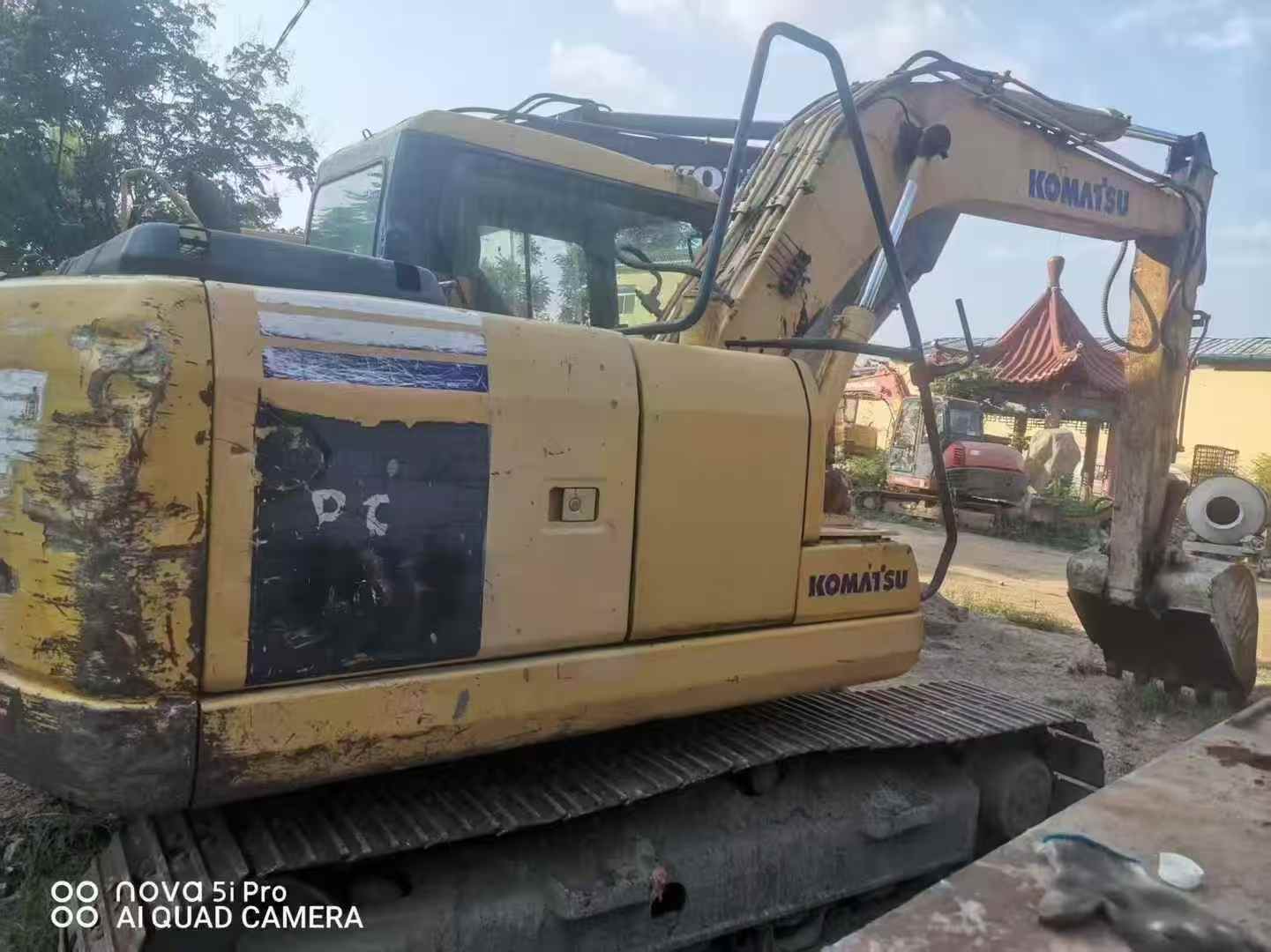 Used Komatsu PC110-7 Excavator 2011 Model / 3