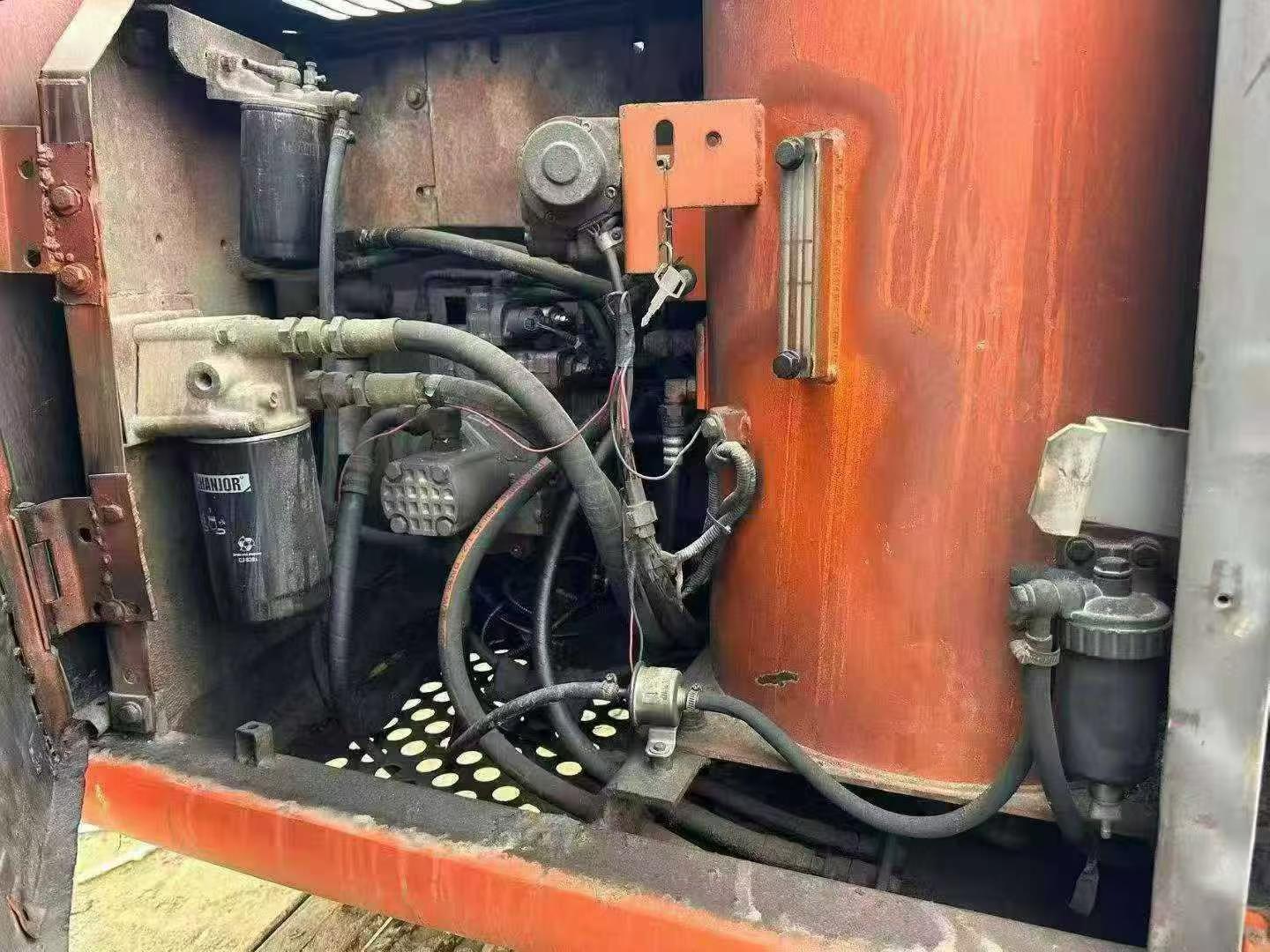 Used Hitachi EX120-6 Excavator 2016 Model / 2