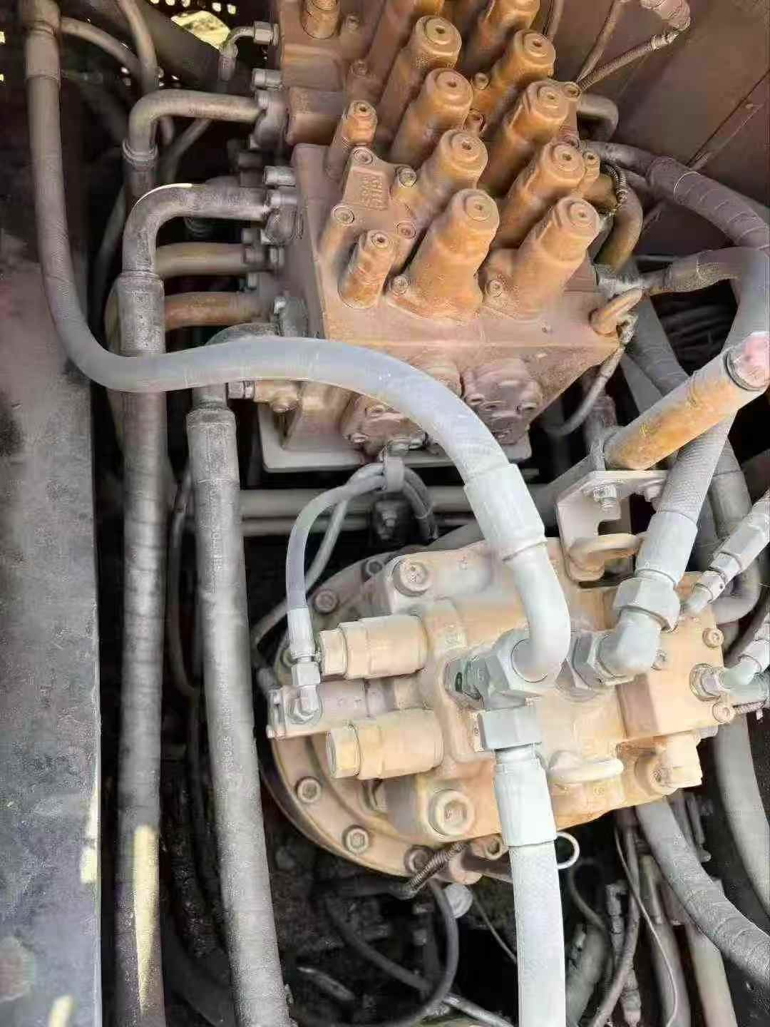 Used Sany SY215C Excavator 2021 Model / 3