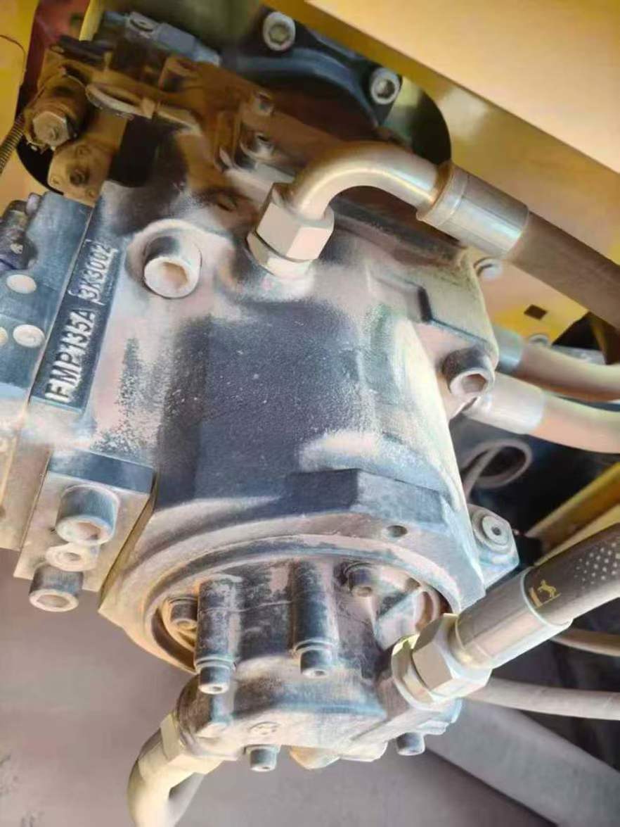 Used XCMG XE200 Excavator 2025 Model / 5