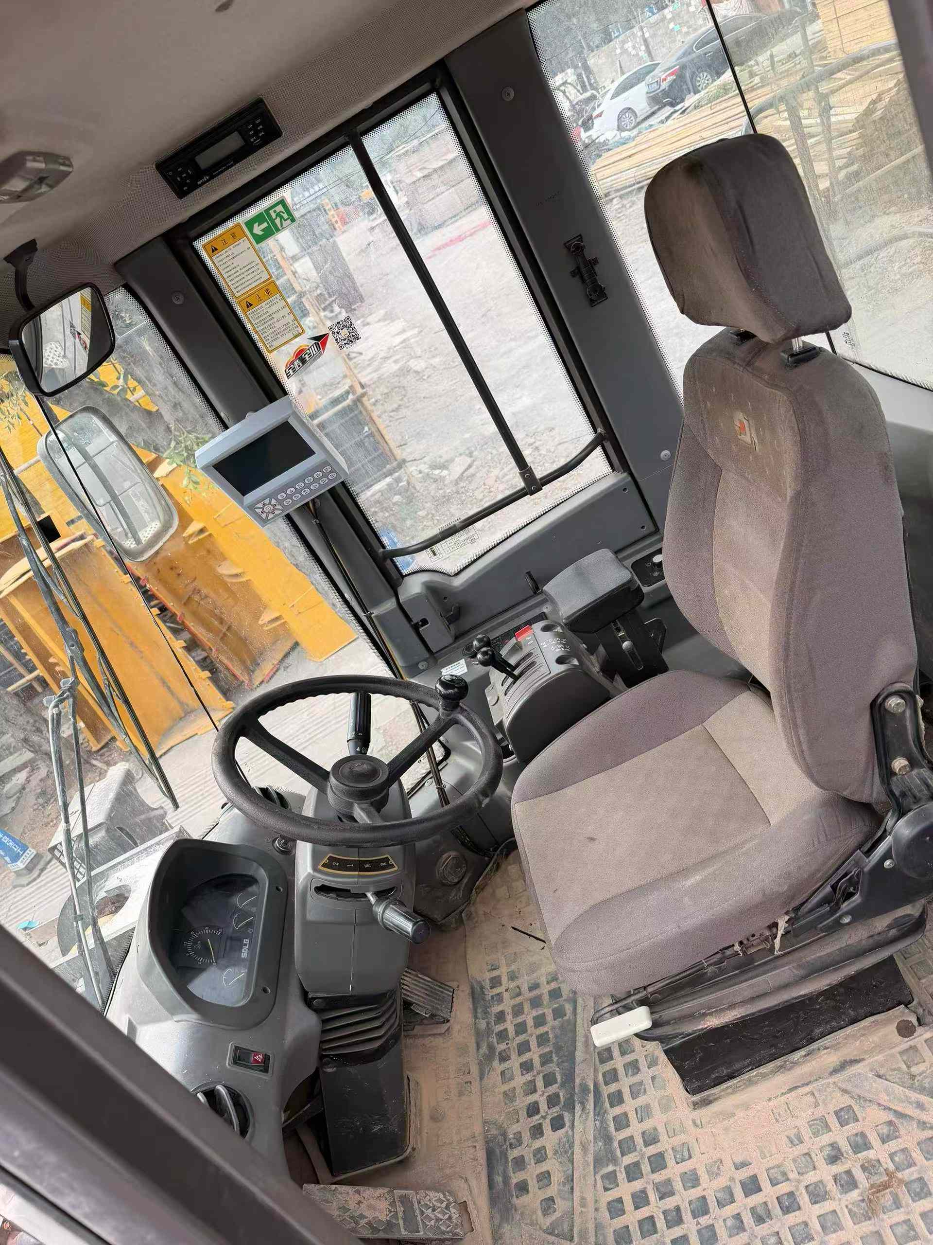 Buy SDLG L956FHD Used Loader