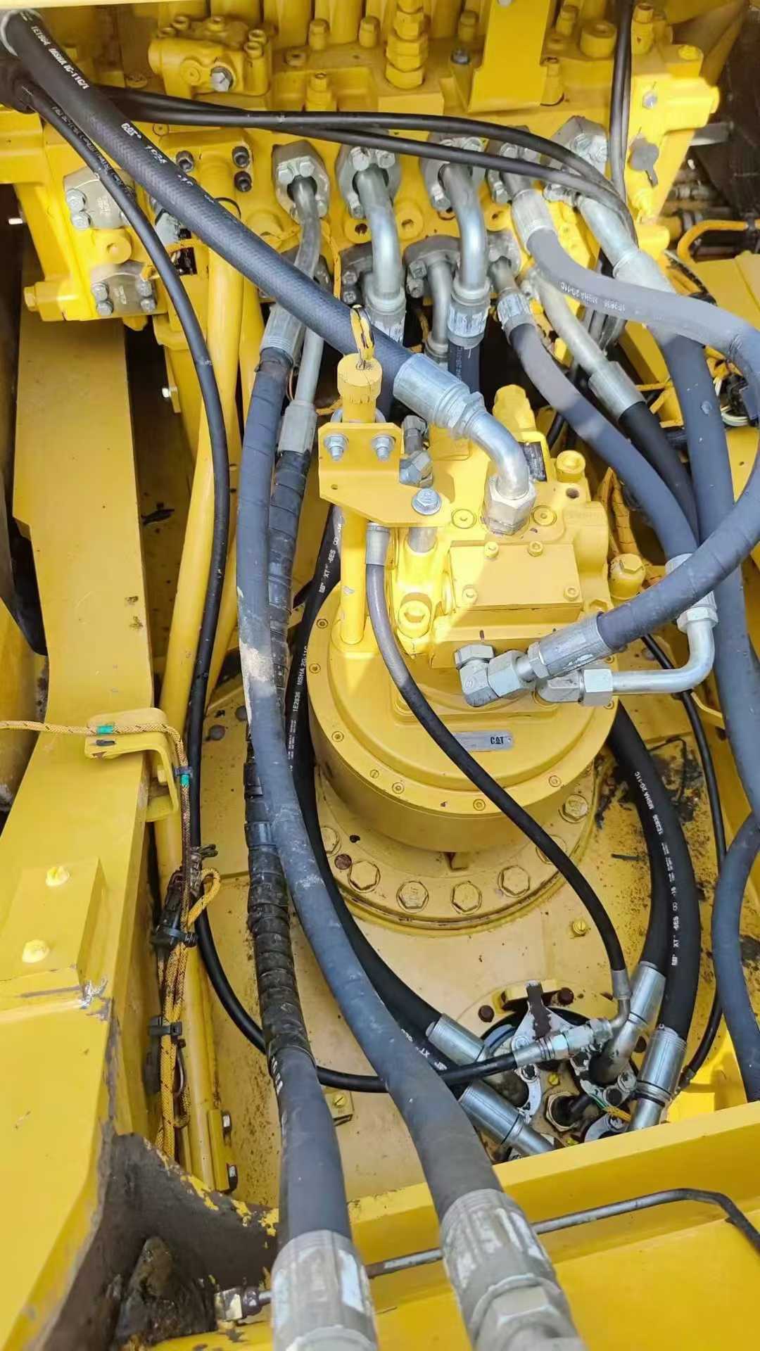 Used Caterpillar 330B Excavator 2020 Model / 9