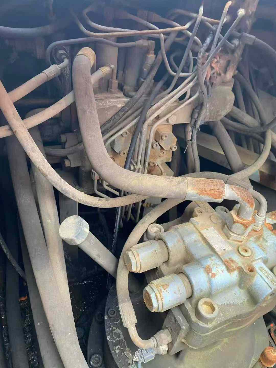 Used Hitachi EX230-6 Excavator 2016 Model / 6