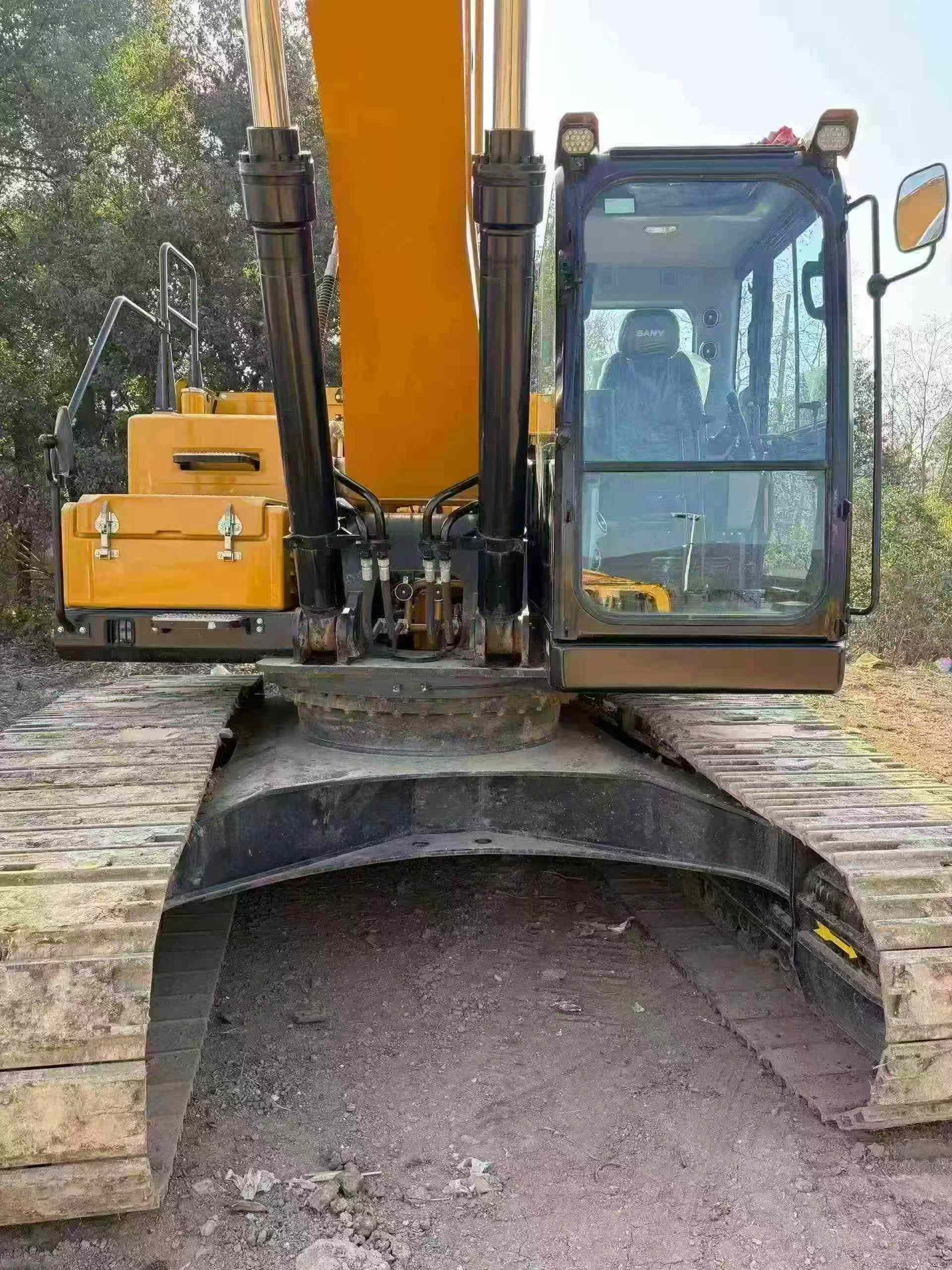 Used Sany SY245H Excavator 2024 Model / 3