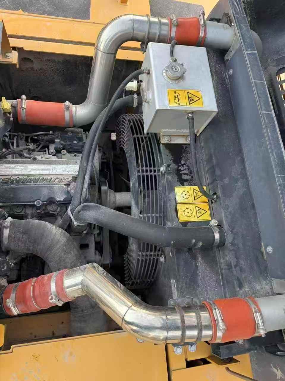 Used XCMG XE380K Excavator 2022 Model / 4