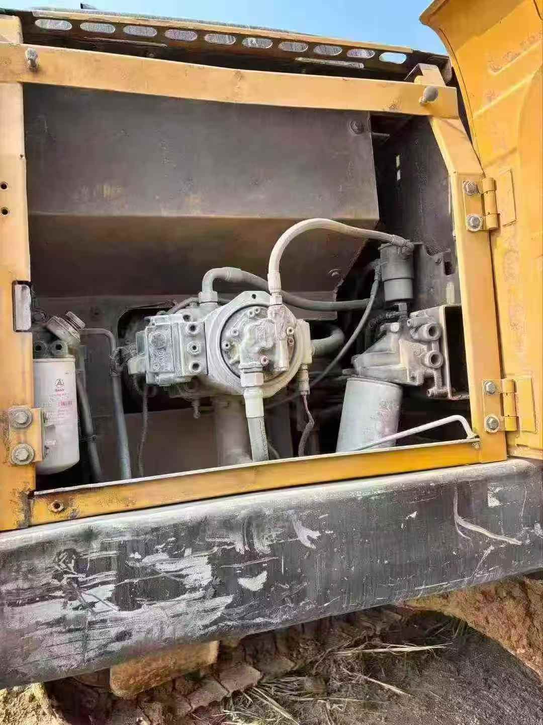 Used Sany SY215C Excavator 2021 Model / 4