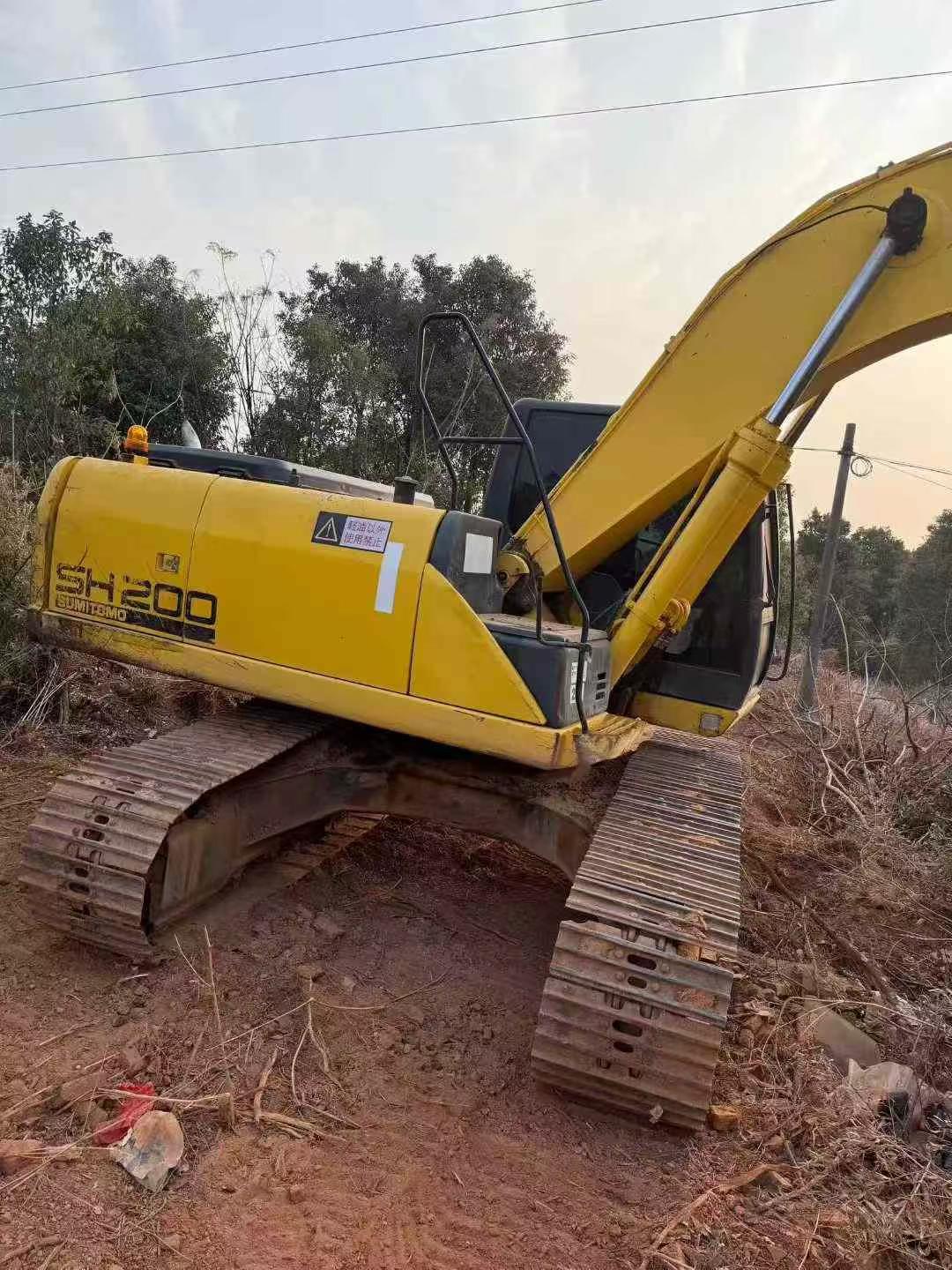 Used Sumitomo SH200A5 Excavator 2016 Model / 2