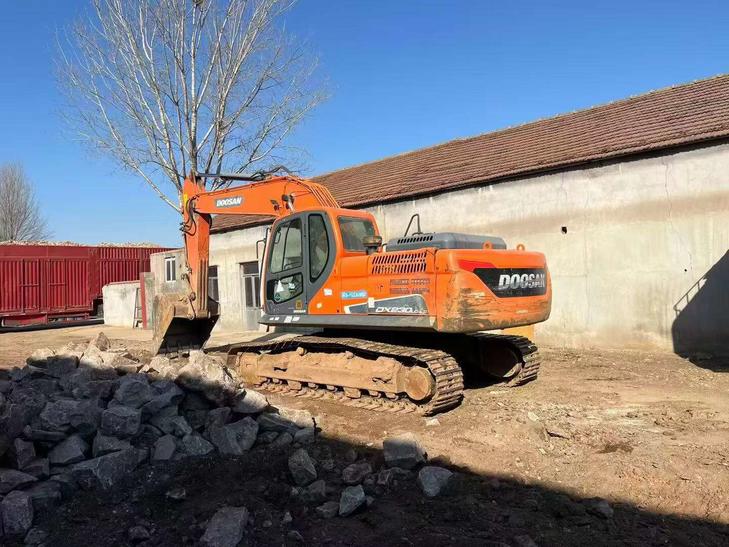 Buy Doosan DX230LC Used Excavator / 1