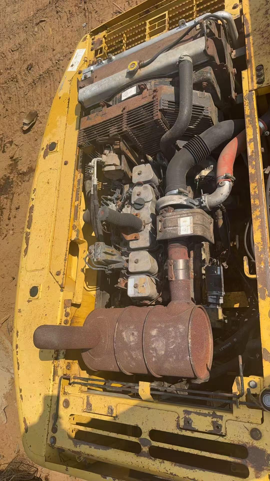 Used Komatsu PC200-7 Excavator 2016 Model / 4