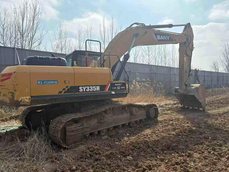 Buy Sany SY245H Used Excavator / 1