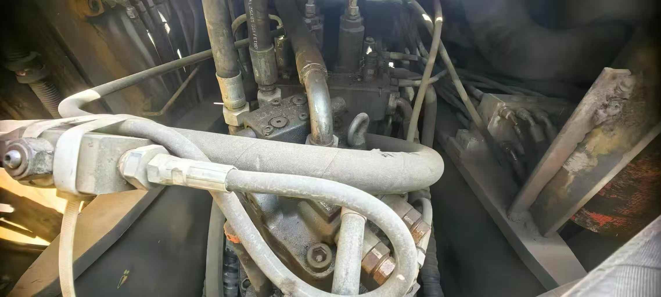 Used XCMG XE200 Excavator 2016 Model / 5