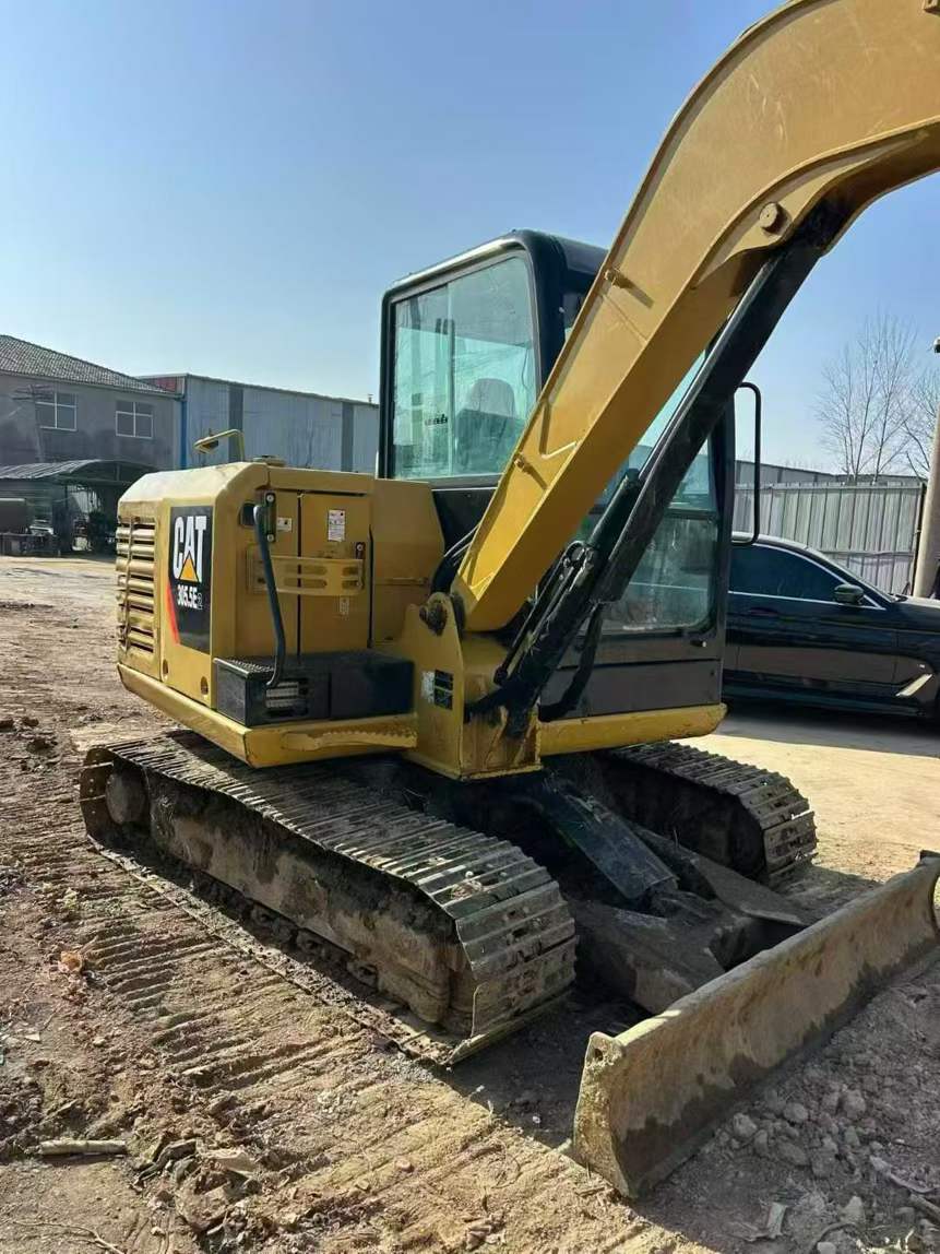 Used Caterpillar 305.5 Excavator 2018 Model / 9