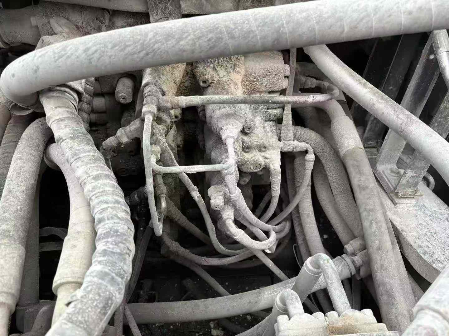 Used Doosan DX520LC Excavator 2017 Model / 3