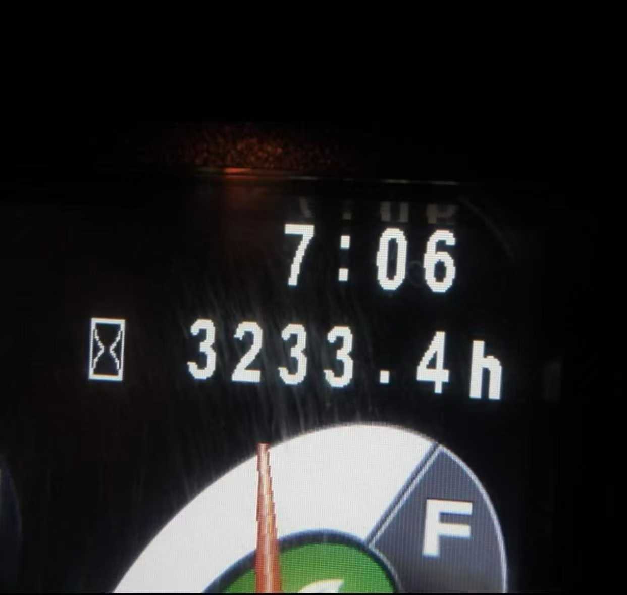 Used Kobelco SK200 Excavator 2017 Model / 2