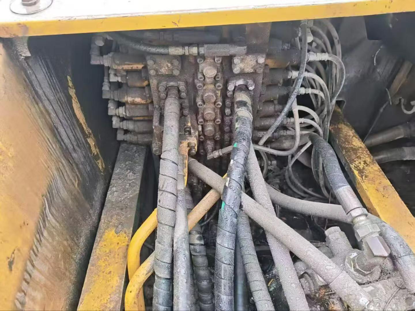 Used Komatsu PC220-7 Excavator 2016 Model / 7