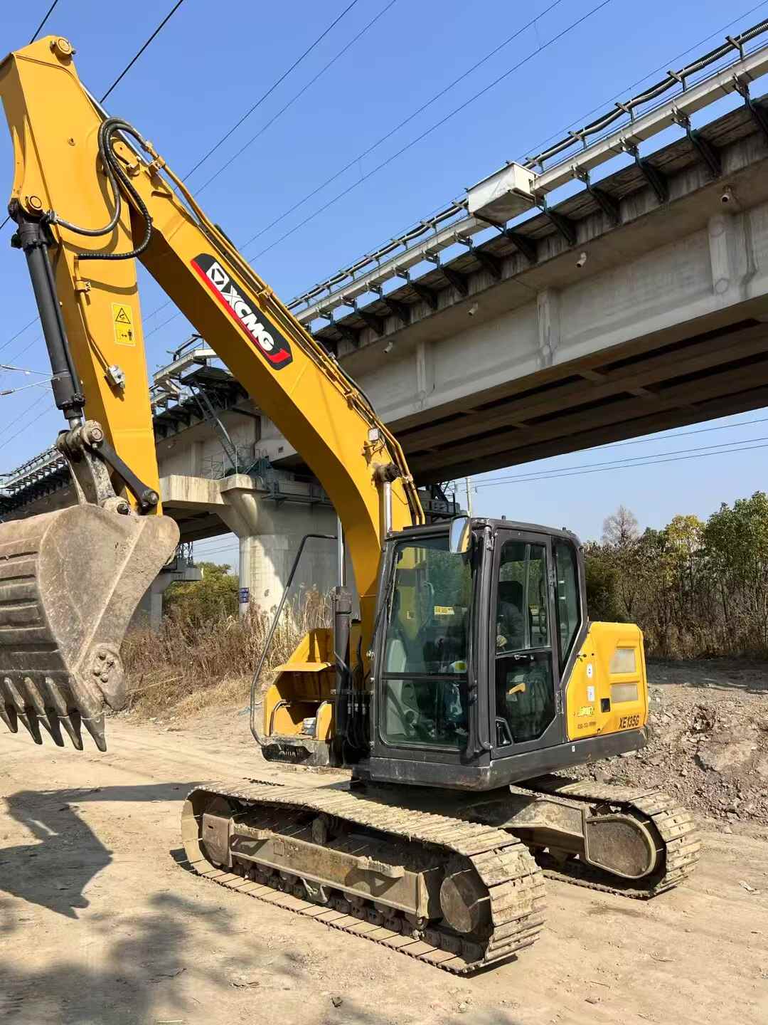 Used XCMG XE135B Excavator 2024 Model / 3