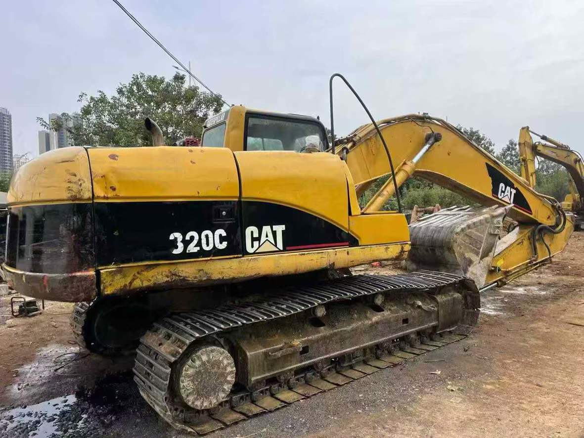 Used Caterpillar 320A Excavator 2016 Model / 3