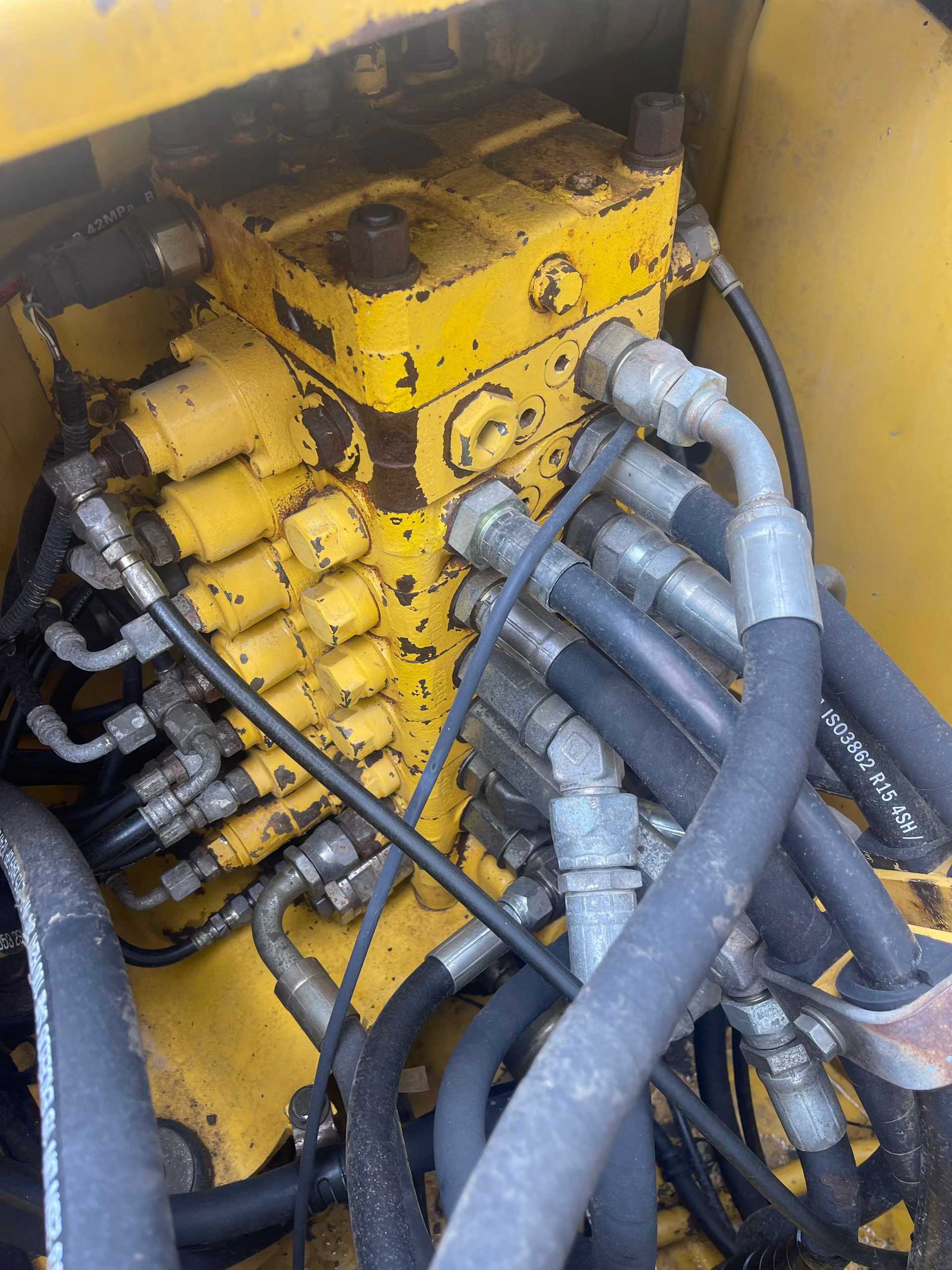 Used Komatsu PC130-7K Excavator 2016 Model / 6