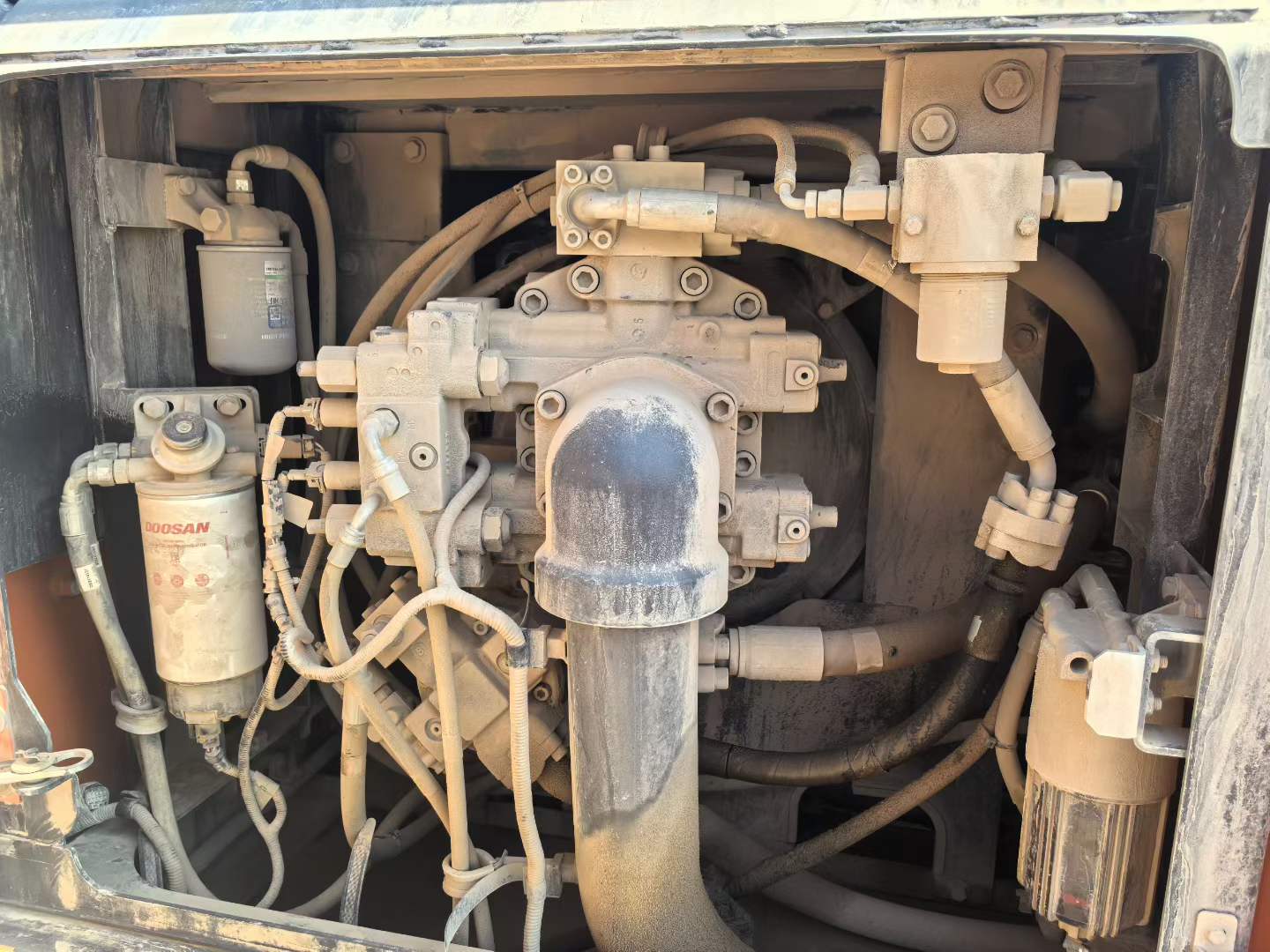 Used Doosan DX560LC-9C ACE Excavator 2021 Model / 5