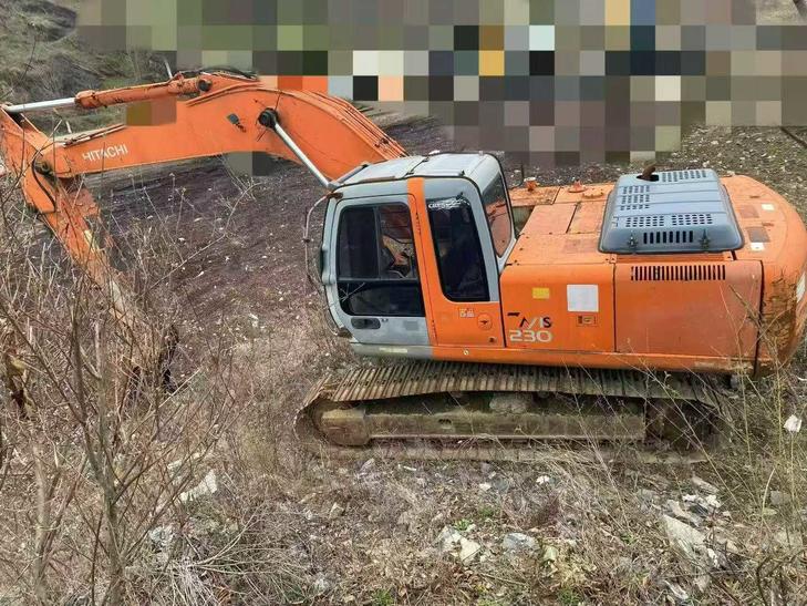 Buy Hitachi EX230-6 Used Excavator / 1