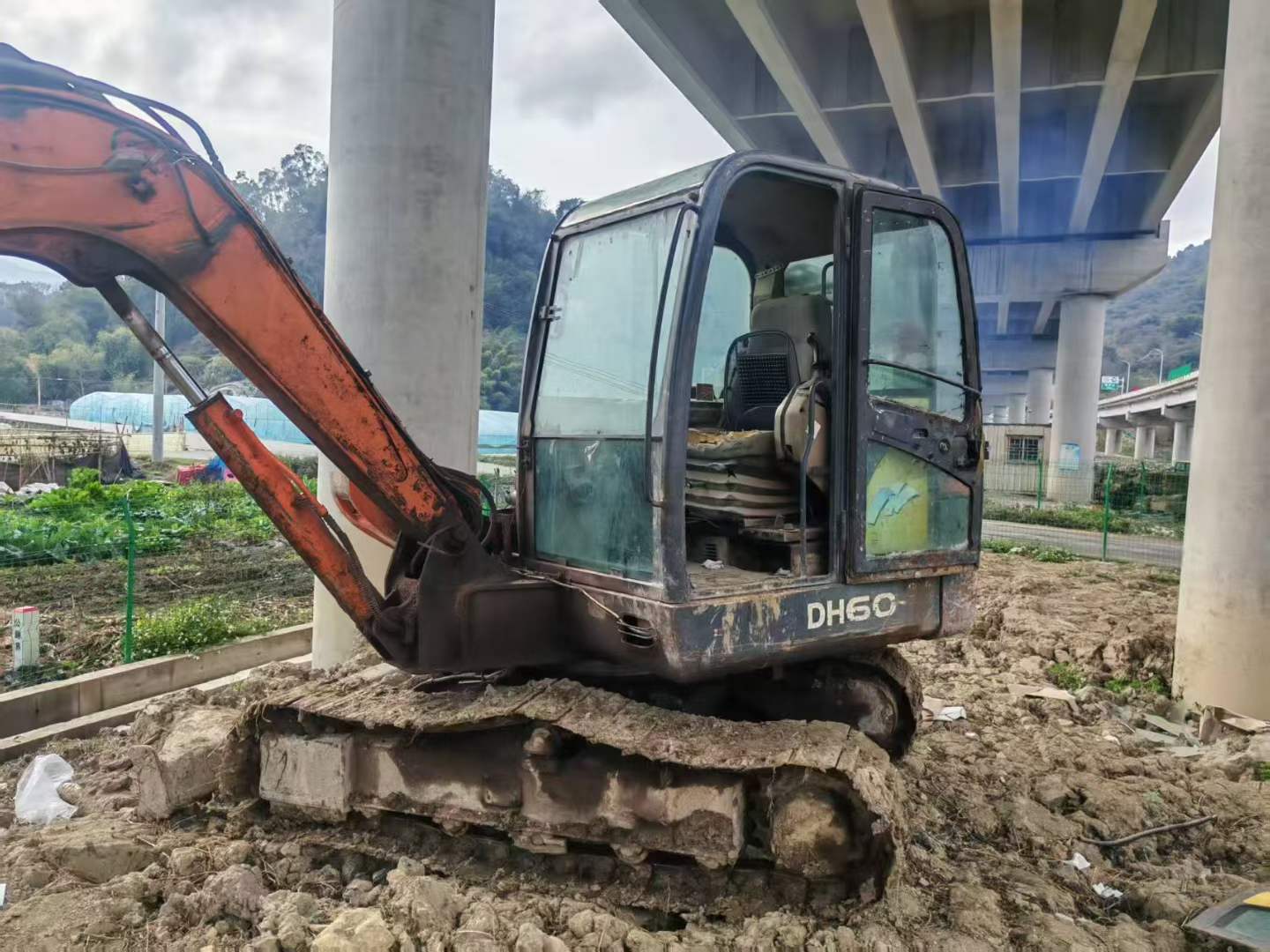 Used Doosan DH60 Excavator 2016 Model / 4