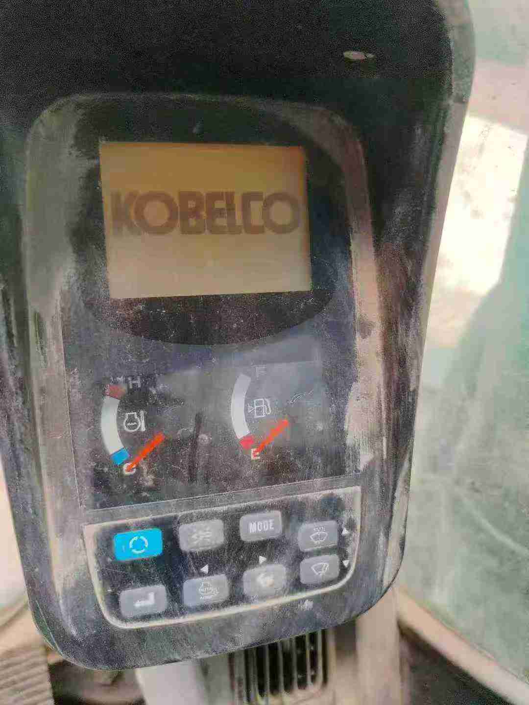 Used Kobelco SK260 Excavator 2011 Model / 3