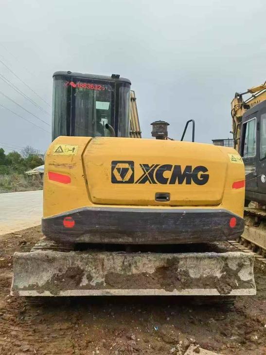 Buy XCMG XE75C Used Excavator / 1