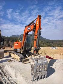Buy Doosan DH55-7 Used Excavator / 2 Used Doosan DH55-7 Excavator 2018 Model / 2