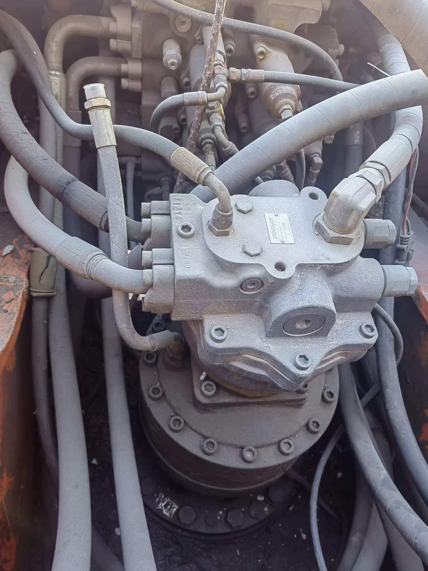 Used Doosan DX380LC-5 Excavator 2014 Model / 3