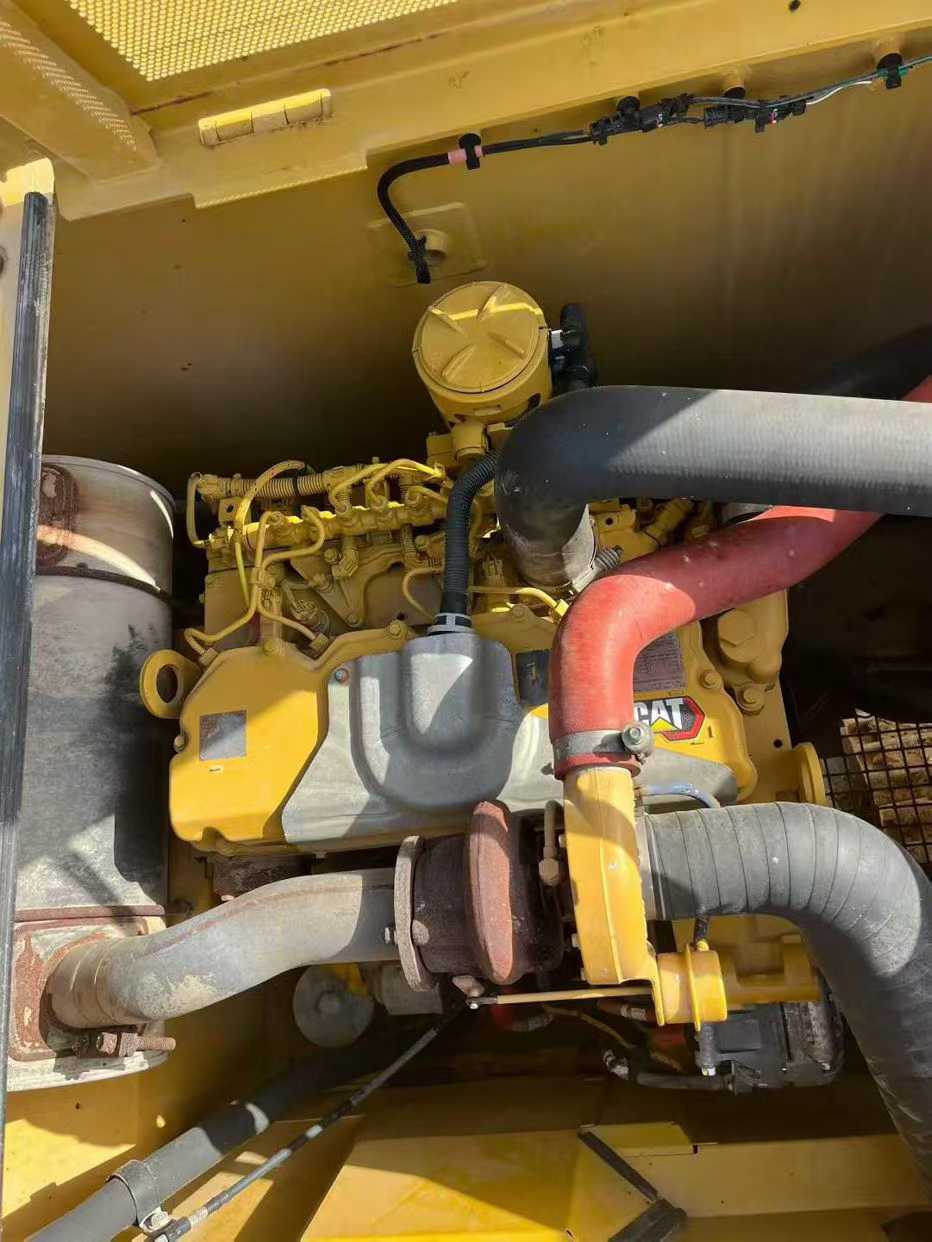 Used Caterpillar 320A Excavator 2021 Model / 3