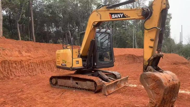Buy Sany SY65C Used Excavator / 1