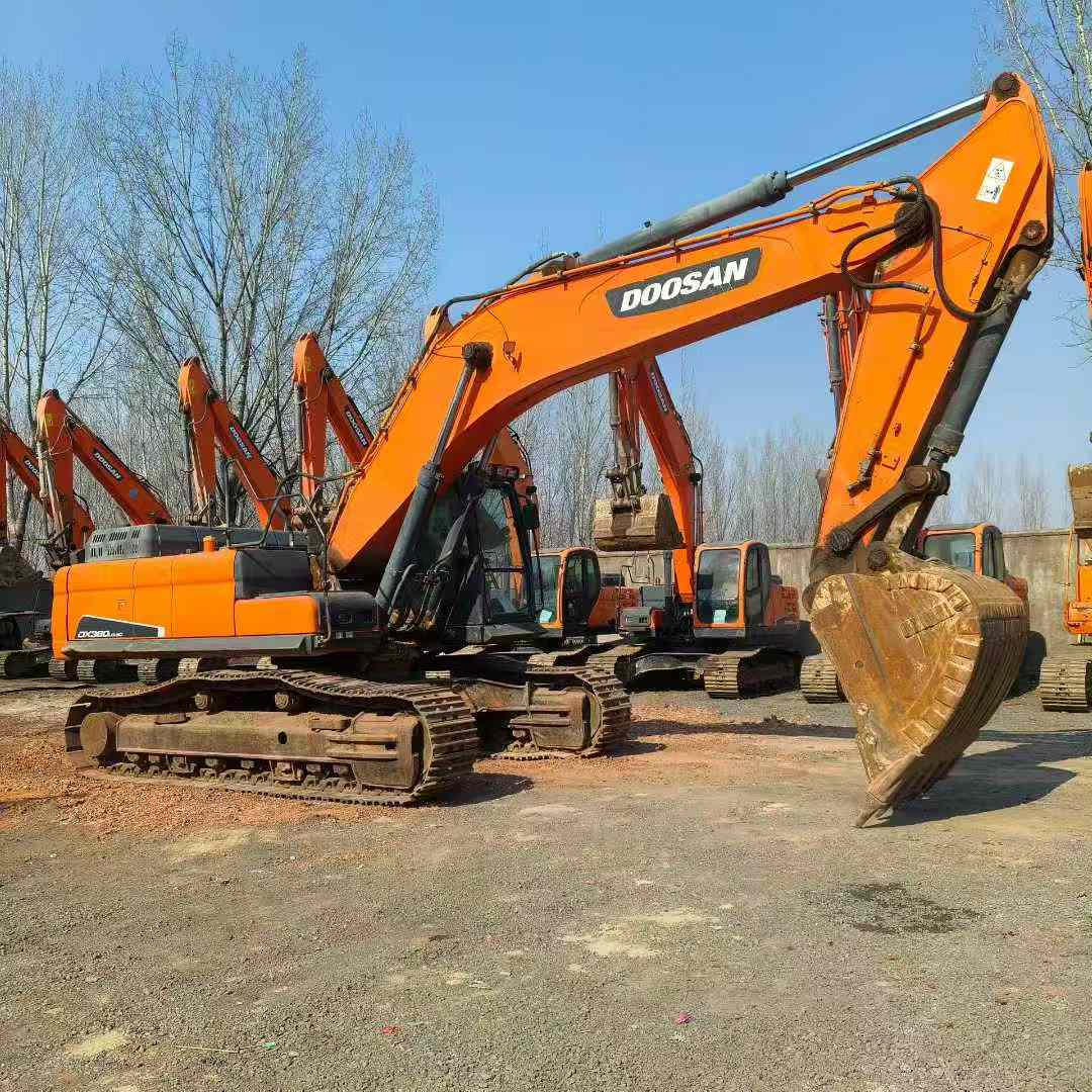 Used Doosan DX380LC-5 Excavator 2017 Model / 7
