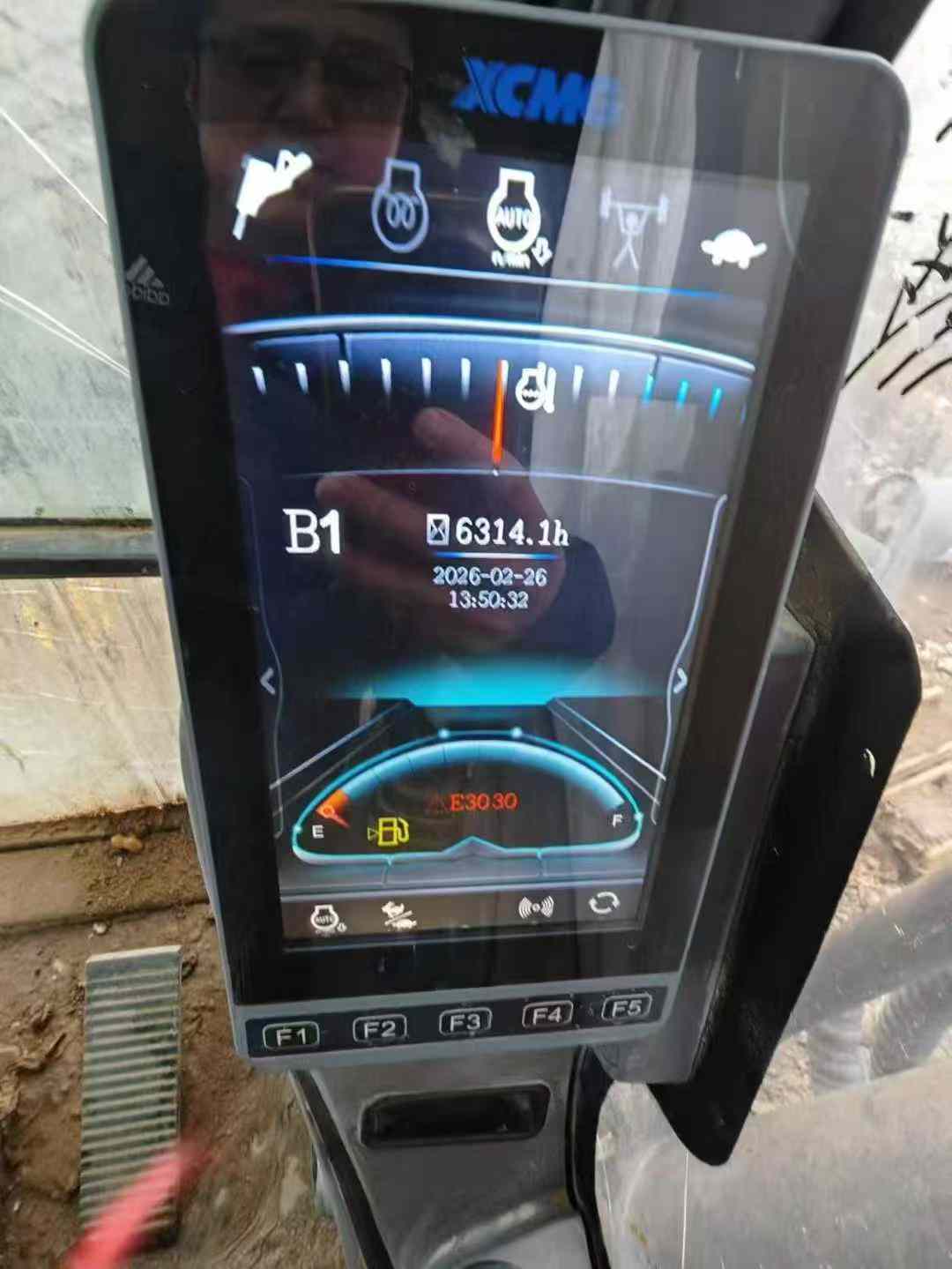 Used XCMG LW550FV Excavator 2021 Model / 4