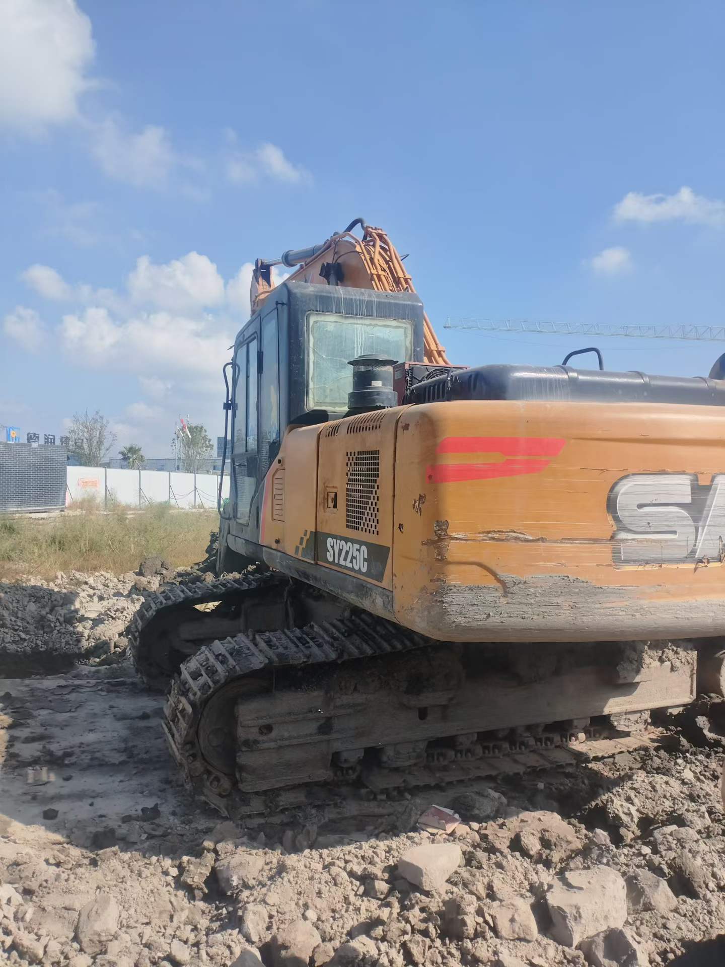 Used Sany SY215C Excavator 2016 Model / 8