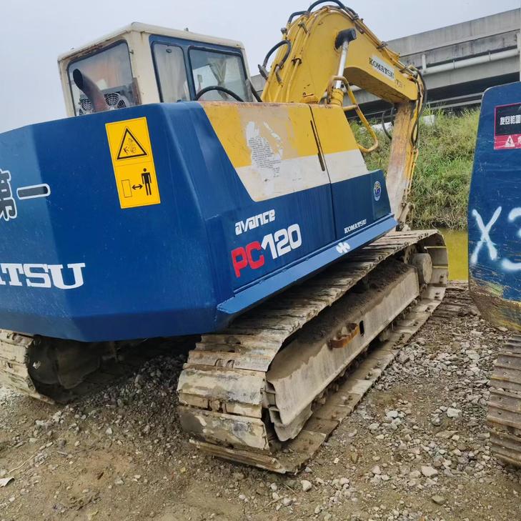 Buy Komatsu PC100-5 Used Excavator / 1