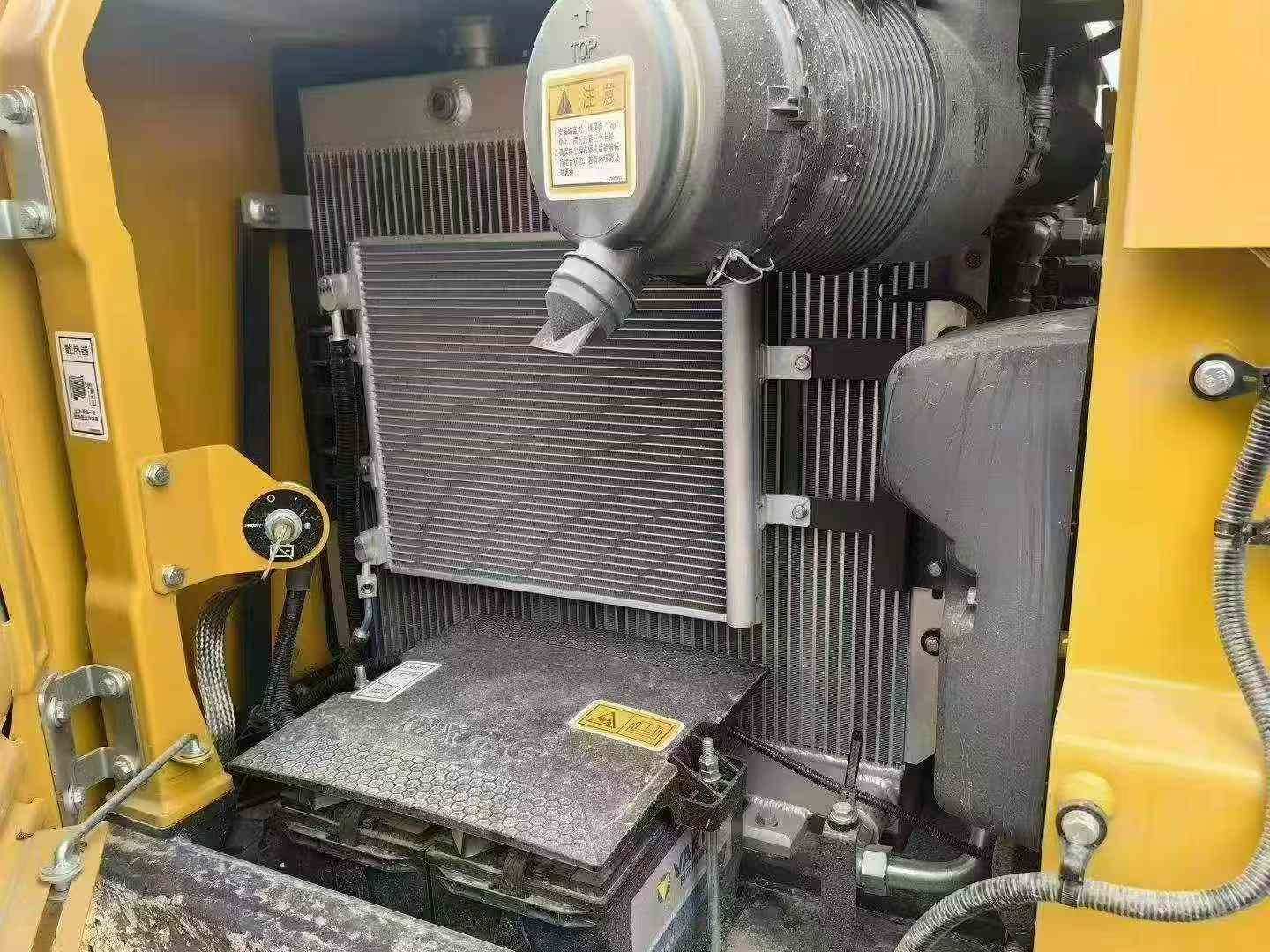 Used XCMG XE75C Excavator 2025 Model / 5