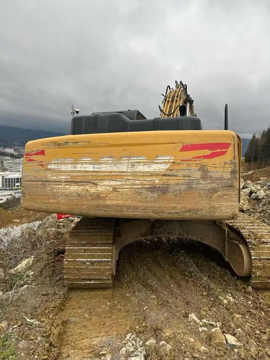 Buy Sany SY215C-8 Used Excavator / 1