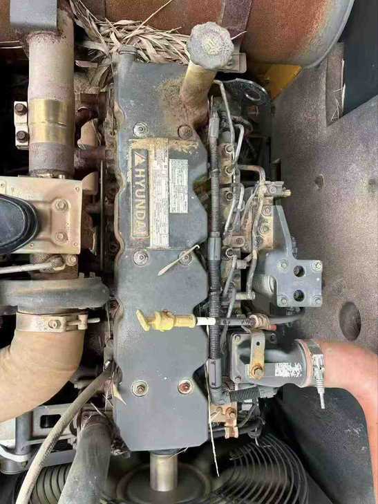 Buy Hyundai R275LVS Used Excavator / 1