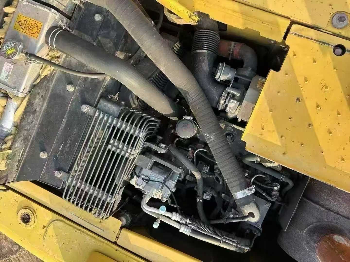 Used Komatsu PC120-8 Excavator 2016 Model / 9