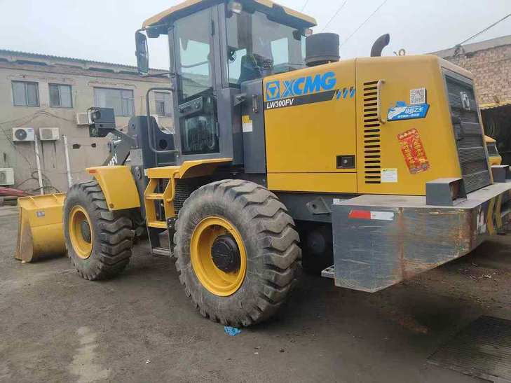 Buy XCMG LW300F Used Loader / 1