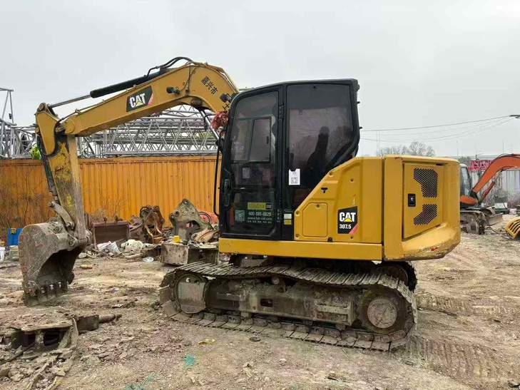 Buy Caterpillar 307B Used Excavator / 1